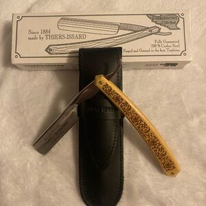 Yellow Straight Razor